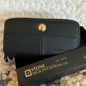 Stone Mountain womens wallet